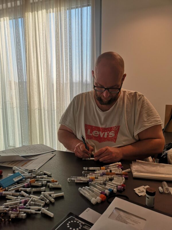 Sven Schäfer, mobile health nurse preparing for a patient's home visit